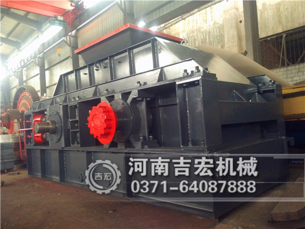 小型制砂機(jī)-2pg400×250雙滾打砂機(jī)大概多少錢！
