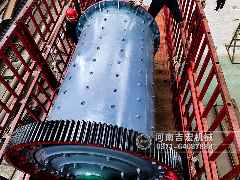 球磨機憑什么稱霸礦石研磨領(lǐng)域？這些理由太硬核！